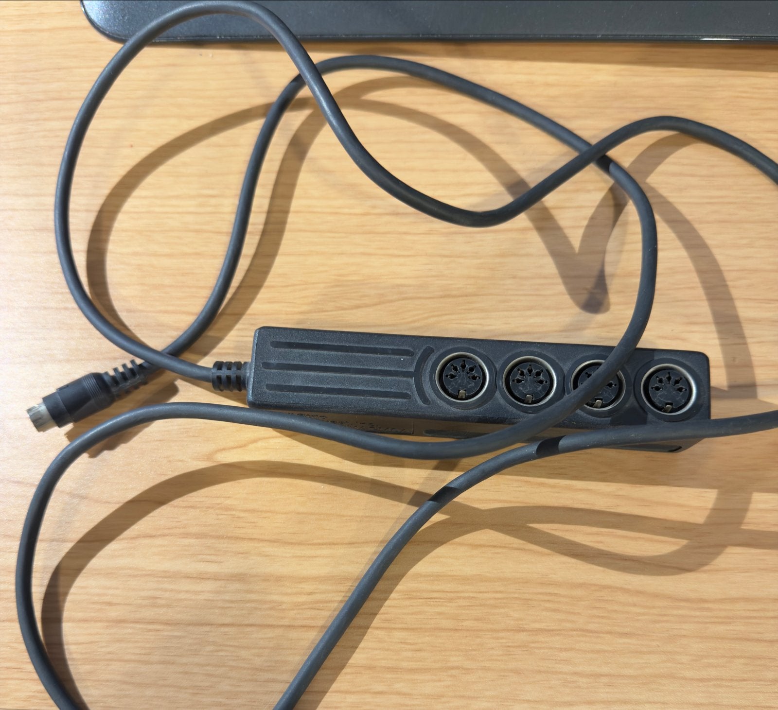 Music Quest MIDI Strip - MIDI-interface, Ophalen of Verzenden, Gebruikt