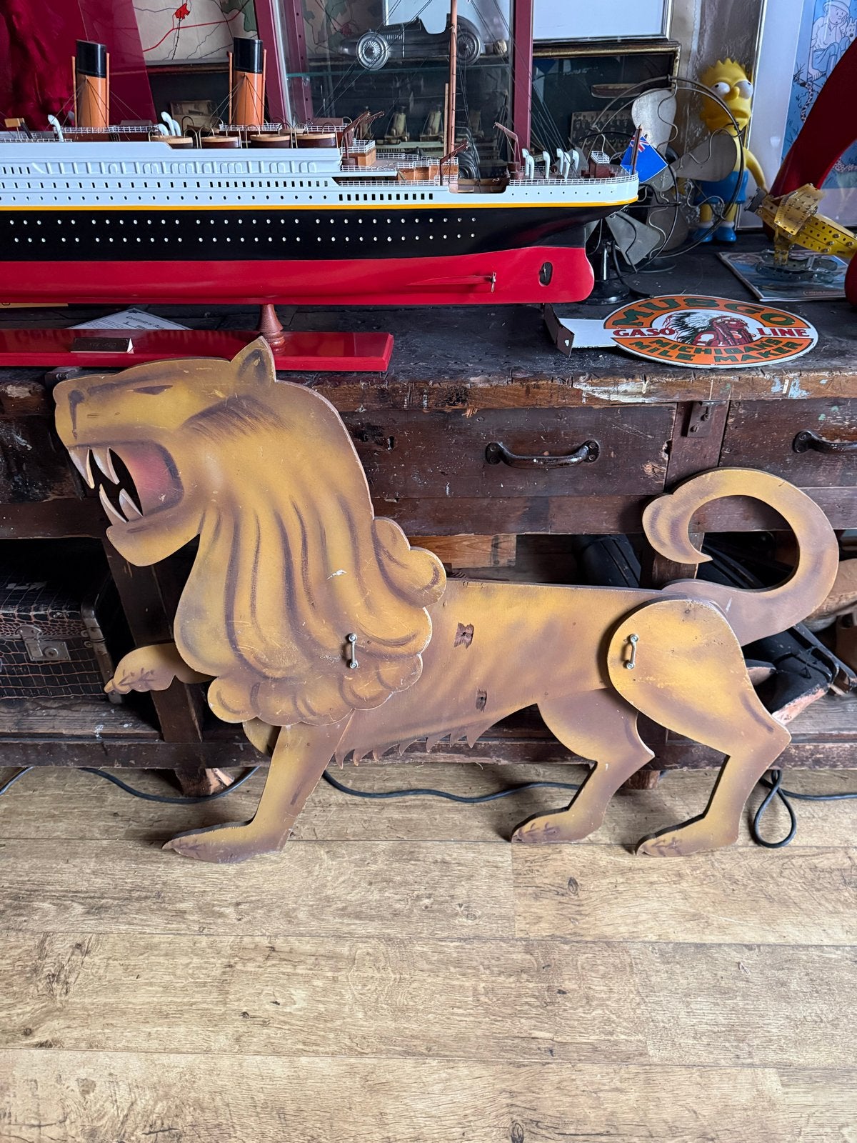 Vintage Houten Leeuw - Circus Decoratie - Handgeschilderd, Ophalen