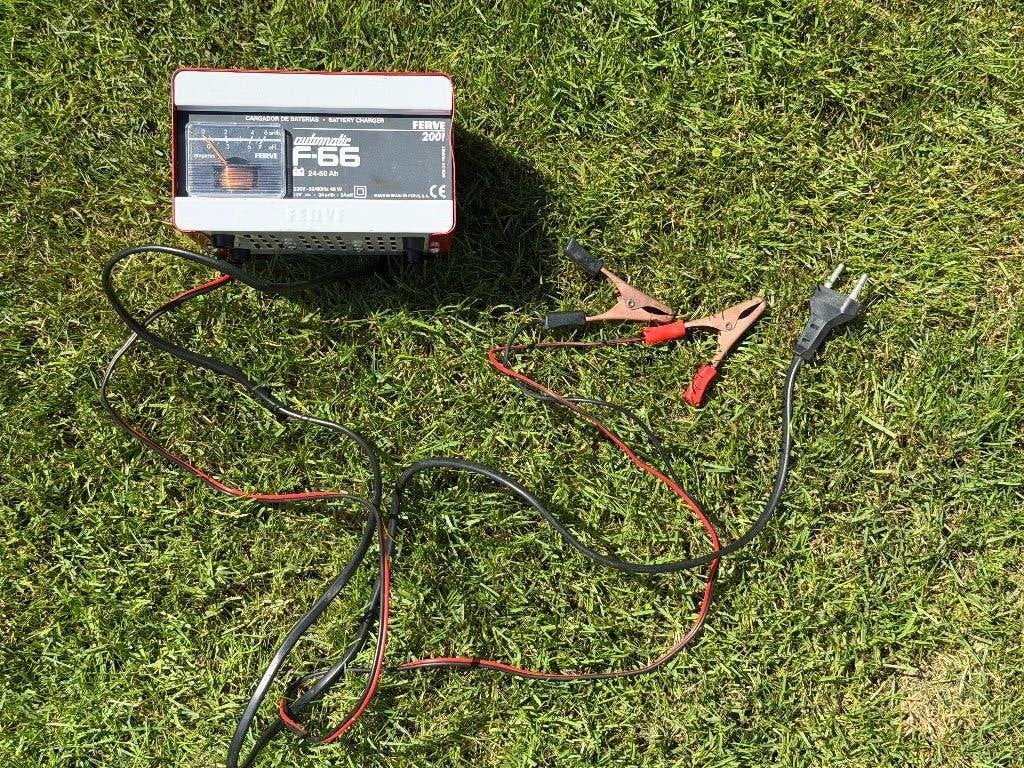Automatische acculader F-66 Ferve, Ophalen of Verzenden, Nieuw