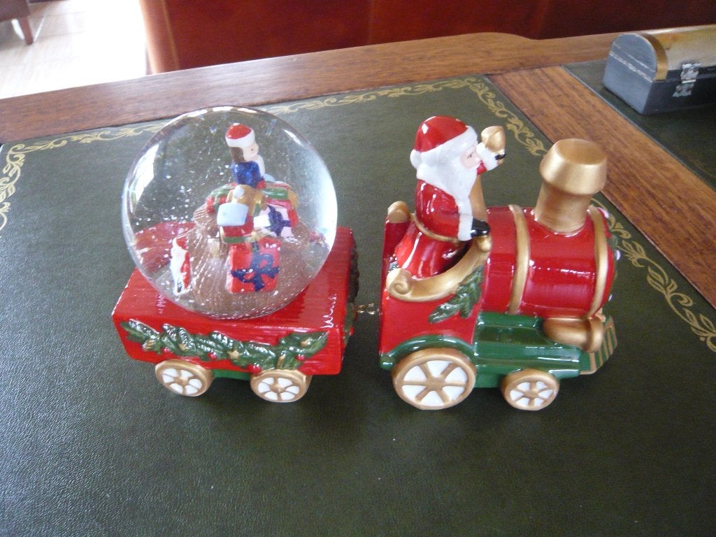 Villeroy & Boch Christmas Toy Kerst trein met sneeuwbol 22cm, Ophalen of Verzenden, Nieuw