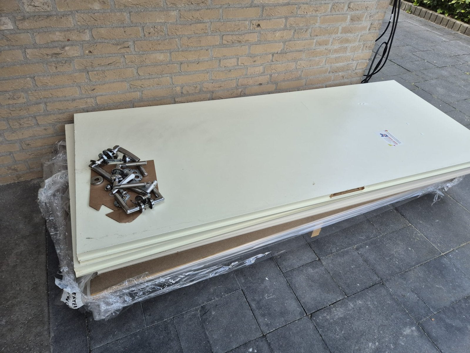 Gratis op te halen opdekdeuren incl klinken, Doe-het-zelf en Verbouw, Platen en Panelen, Ophalen, Gebruikt