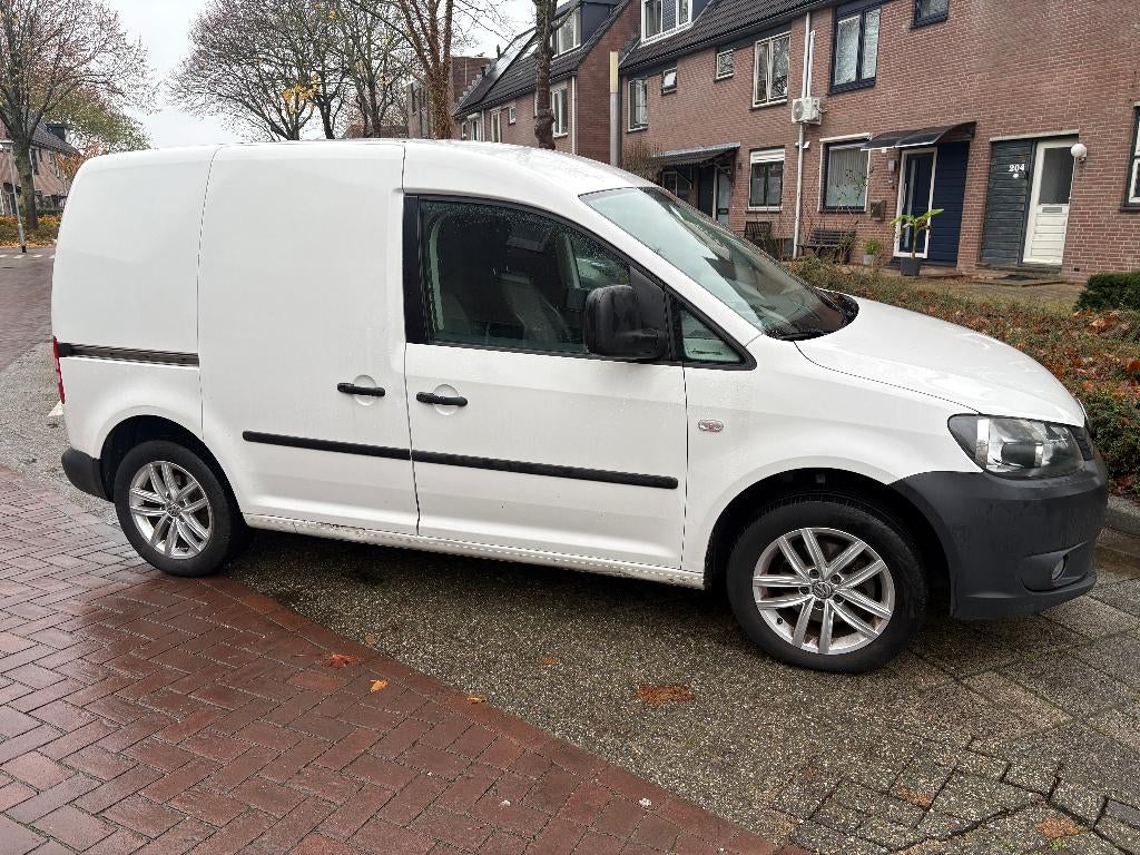 volkswagen caddy apk tot 08-12-26 € 2450 ex.btw., Auto's, Bestelauto's, Euro 5, 4 cilinders, Leder en Stof, Wit
