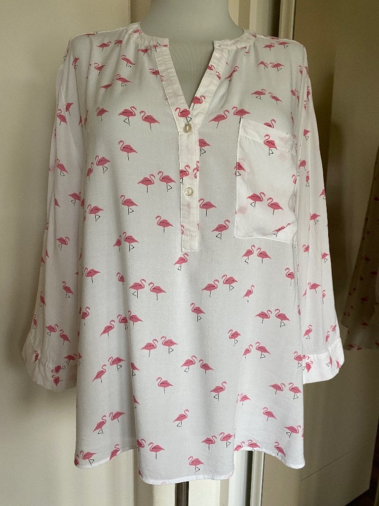 tuniekblouse 44/ 46 wit/roze flamingo's, Kleding | Dames, Blouses en Tunieken, Ophalen of Verzenden, Zo goed als nieuw, Maat 46/48 (XL) of groter