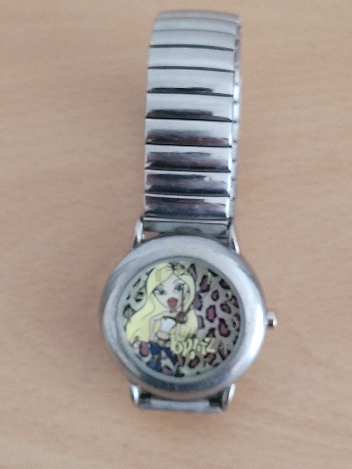 Bratz horloge met luipaardprint en metalen band, Ophalen of Verzenden, Gebruikt, Zilver, Jongen of Meisje