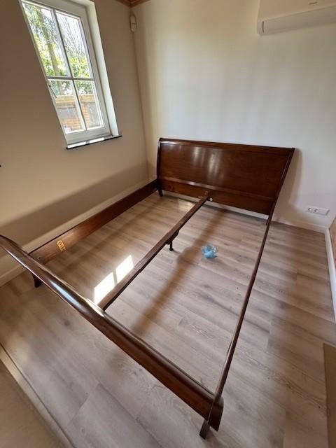 TE KOOP - AUPING - 2 PERSOONS BED 180 X 210 CM, Huis en Inrichting, Slaapkamer | Bedden, Ophalen, Bruin, 210 cm, Tweepersoons