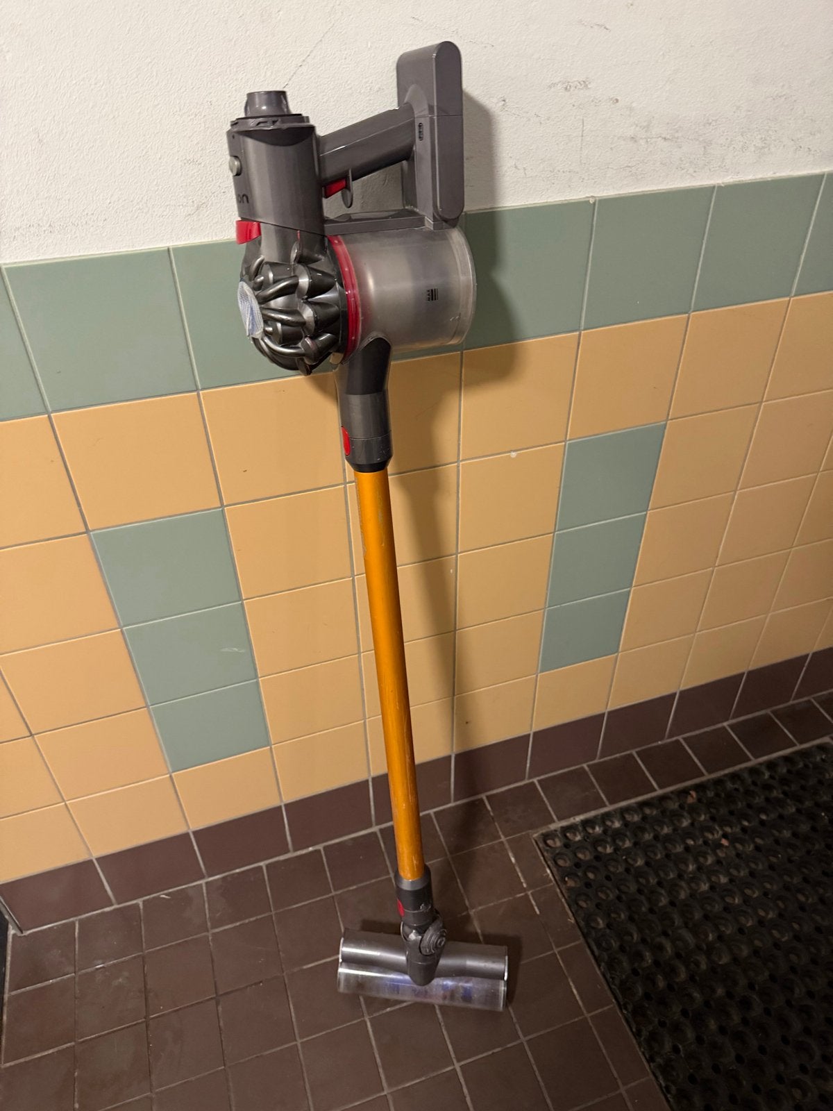 Dyson V8 Steelstofzuiger - Krachtig en Draadloos, Gebruikt, Draadloos, Ophalen of Verzenden, Dyson