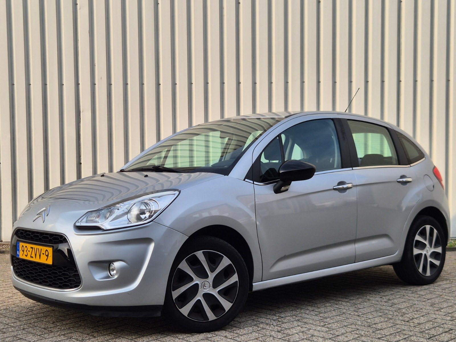 Citroën C3 1.2 VTI 60KW/82PK 2013 Grijs, Auto's, Voorwielaandrijving, 40 €/maand, 1199 cc, Origineel Nederlands