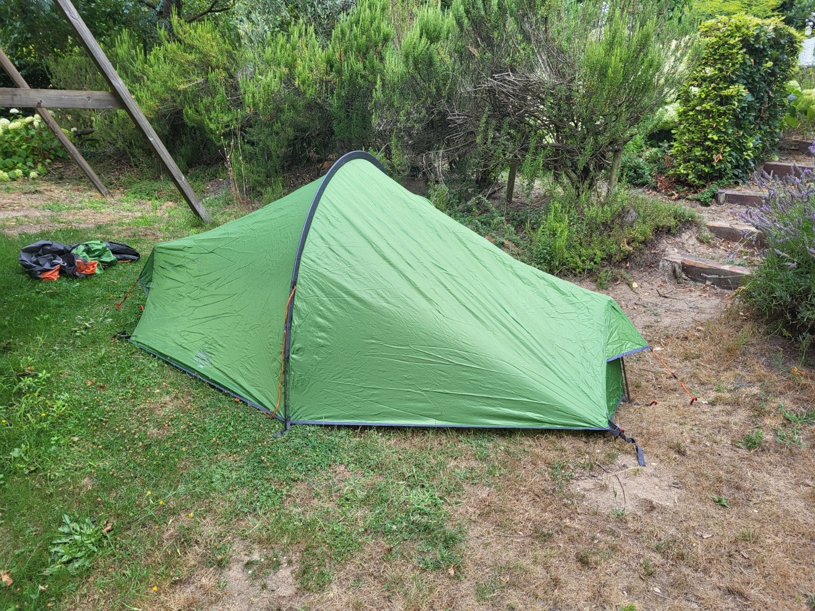 Vango Nevis 100 - Lichtgewicht 1-persoons tent, Caravans en Kamperen, Ophalen of Verzenden, Tot en met 2