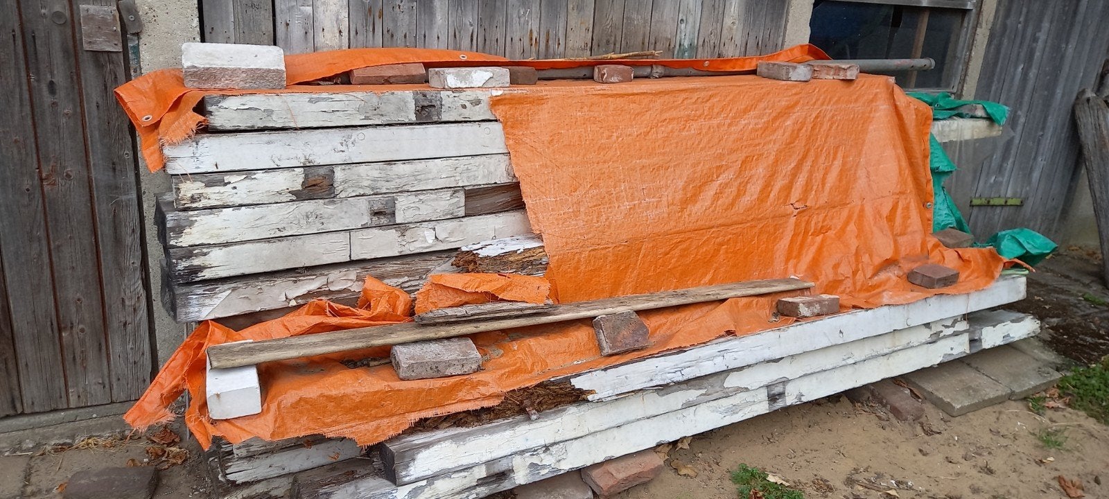 Canadees grenen balken, sommigen zijn de koppen verrot, voor, Doe-het-zelf en Verbouw, Hout en Planken, Gebruikt, Grenen, Ophalen of Verzenden
