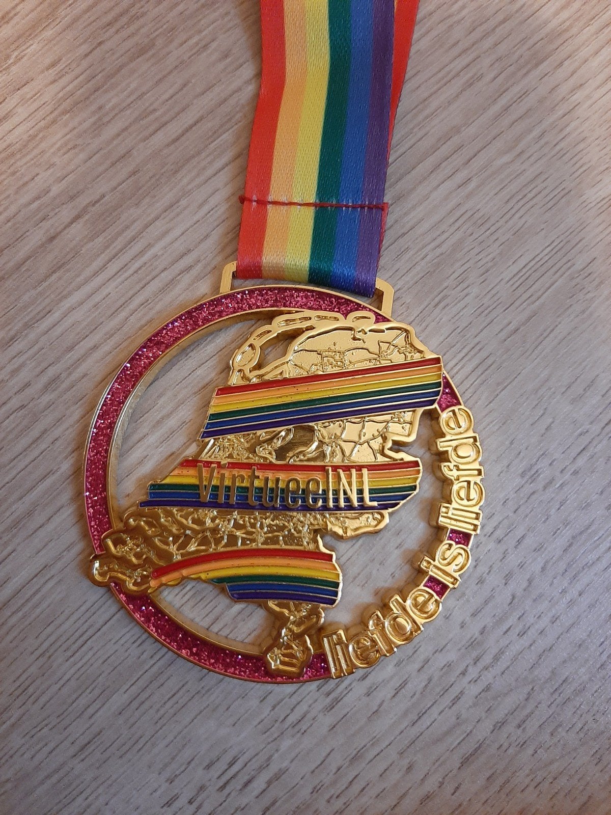 Liefde is liefde wandel medaille VirtueelNL, Postzegels en Munten, Penningen en Medailles, Ophalen of Verzenden