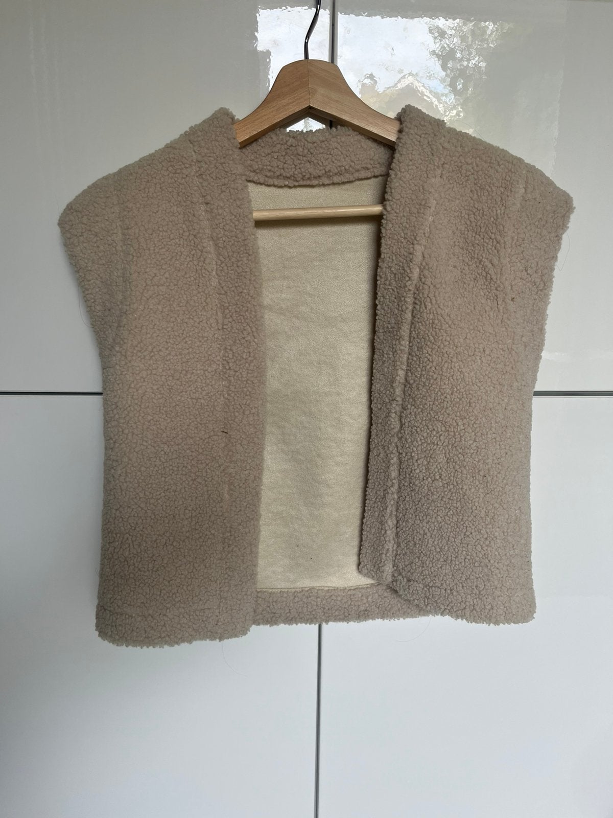 Wol gilet maat 122/128 HEMA, Ophalen of Verzenden, Zo goed als nieuw, Meisje, Trui of Vest