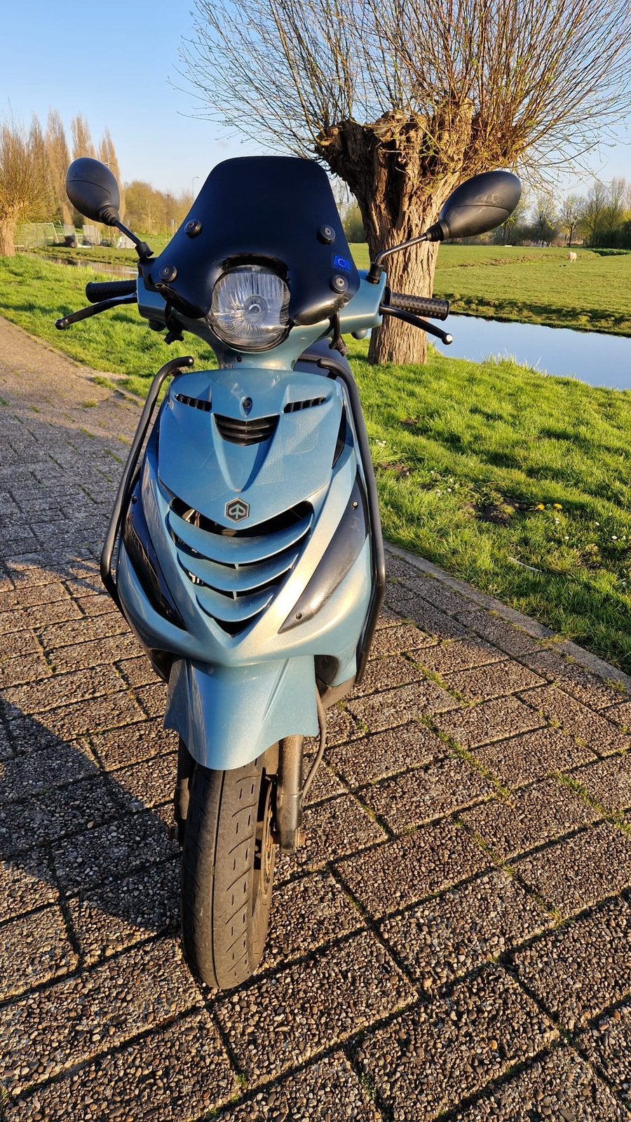 Piaggio Zip 50cc Iget op geel kenteken, Maximaal 45 km/u, Zip, Ophalen of Verzenden, Zo goed als nieuw