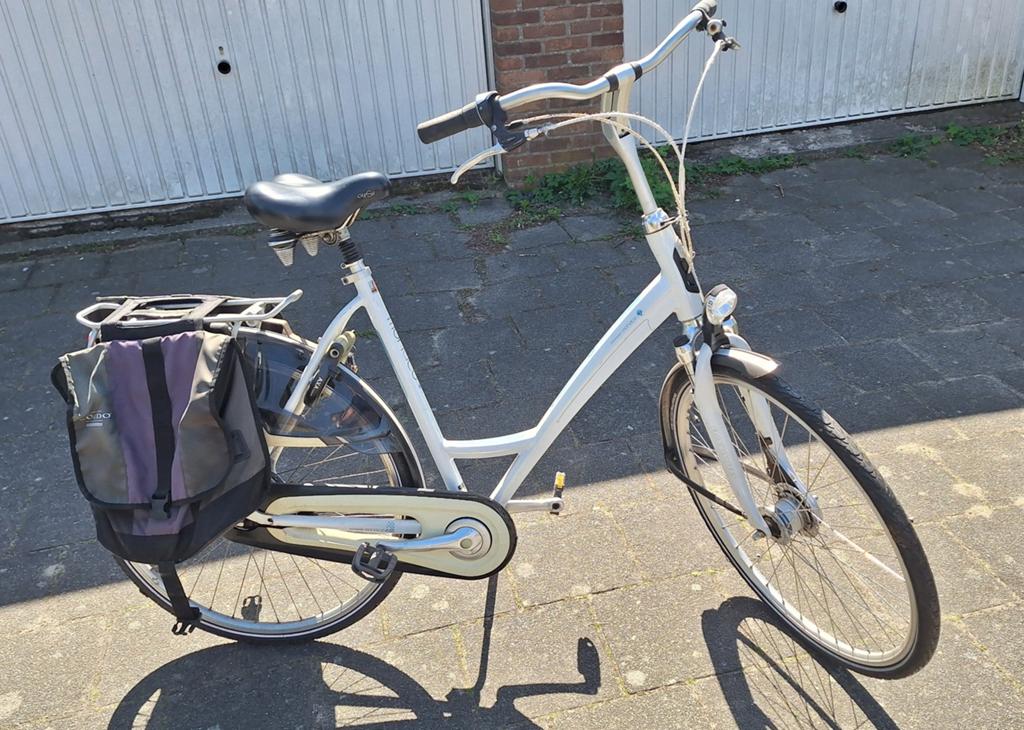 Batavus Monaco damesfiets, Fietsen en Brommers, Fietsen | Dames | Damesfietsen, Ophalen, Gebruikt, Versnellingen, Batavus