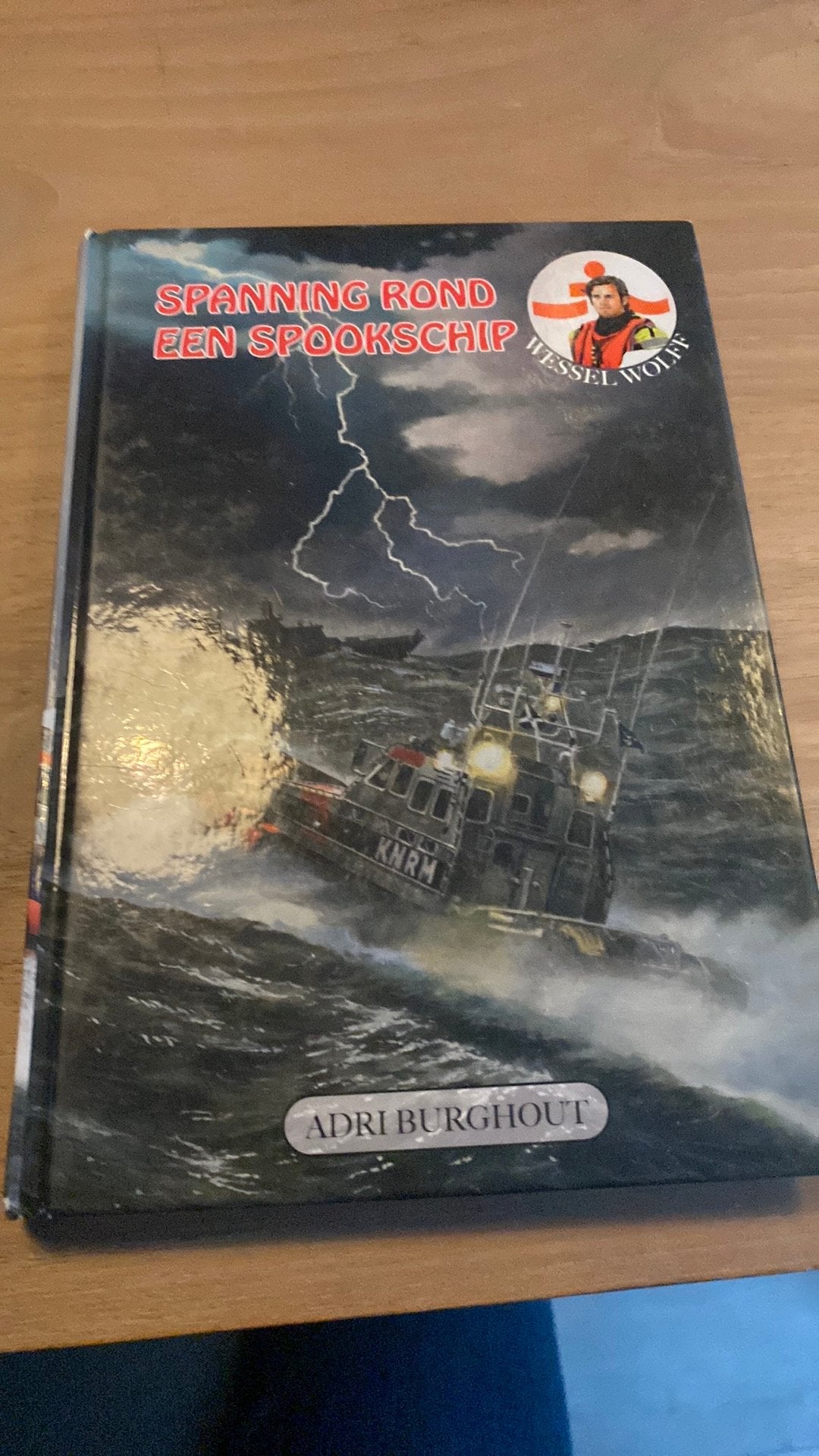 Spanning rond het spookschip, Ophalen of Verzenden, Zo goed als nieuw, Fictie algemeen