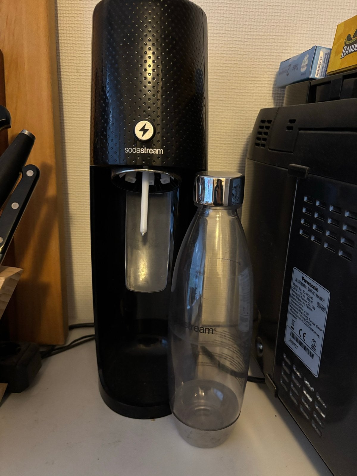 Sodastream bruiswatermaker met fles, Ophalen of Verzenden, Zo goed als nieuw