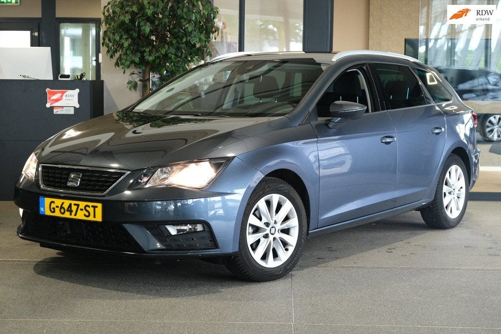 Seat Leon ST 1.0 TSI Ultimate Edition Virtual Navi Acc Cam T, Auto's, Seat, Stof, Gebruikt, Euro 6, Leon