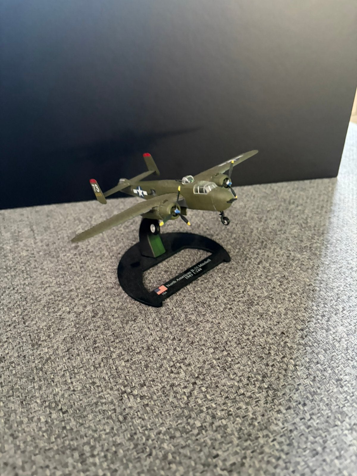 B-25 Mitchell 1/144, Overige merken, 1:144 tot 1:200, Ophalen of Verzenden, Zo goed als nieuw