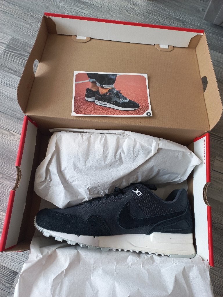 Sneakers NIKE Air Pegasus NIEUW, Zwart, Nike, Nieuw, Ophalen of Verzenden