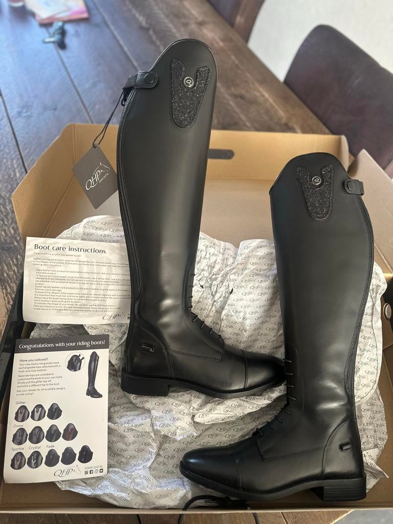 NIEUW - QHP rijlaarzen Sasha adult mt 38W, Dressuur, Nieuw, Ophalen of Verzenden, Dames