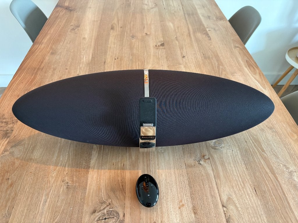 Zeppelin air bowers Wilkinson, Afstandsbediening, Ophalen, Zo goed als nieuw, Bowers & Wilkins (B&W)