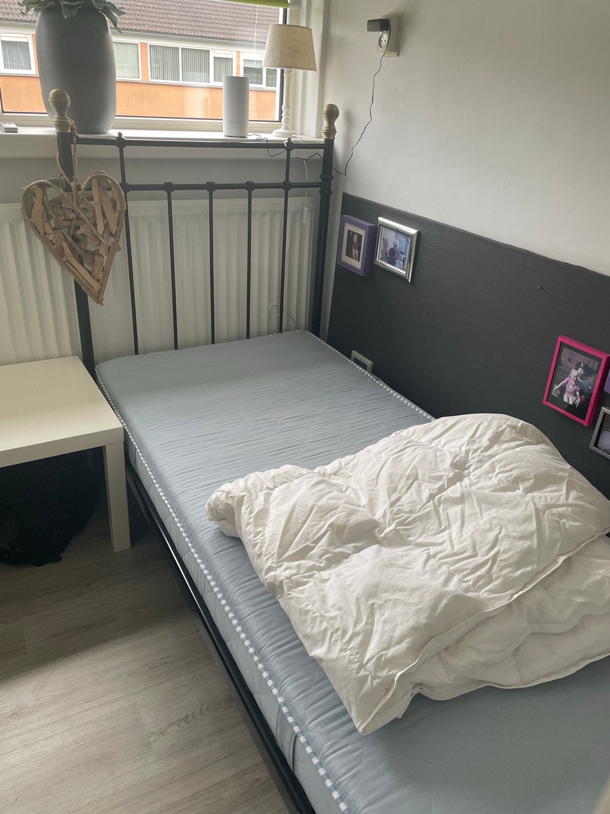 Stalen bedframe - Eenpersoonsbed, Ophalen, Gebruikt, 90 cm, Eenpersoons