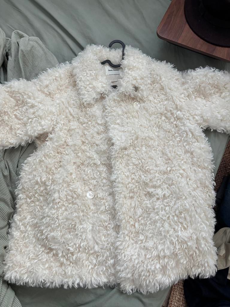 fluffy cream/off-white faux fur jacket., Ophalen of Verzenden, Nieuw, Maat 42/44 (L), Wit