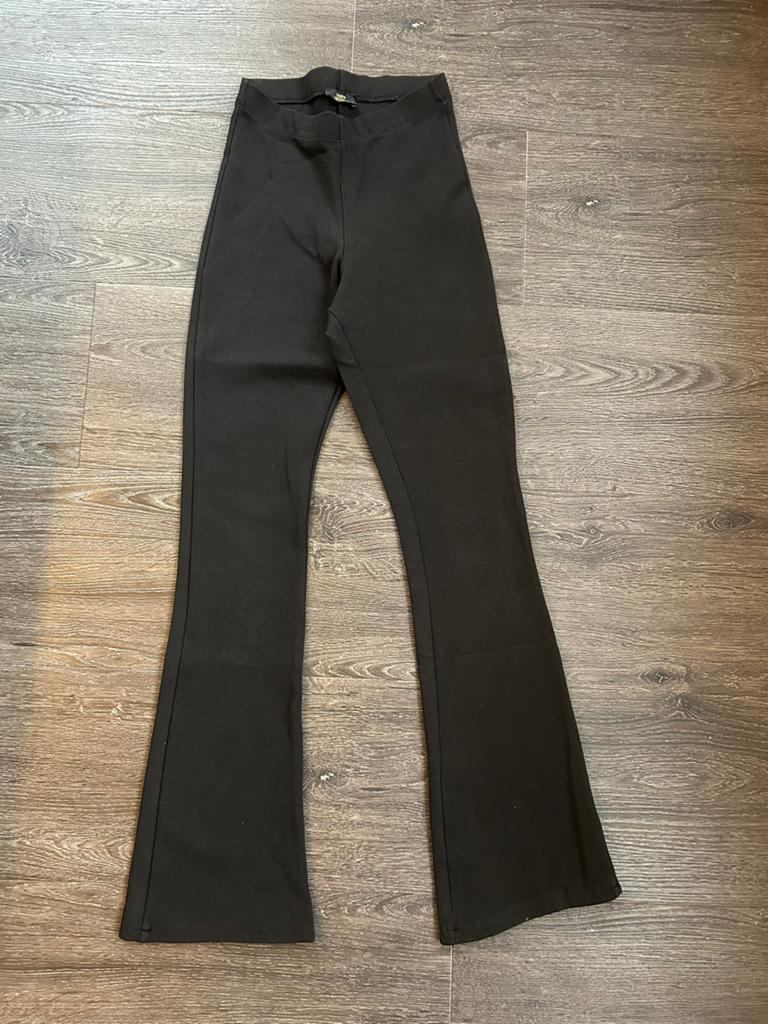 Zwarte broek maat XS, Zwart, Ophalen of Verzenden, Zo goed als nieuw, Maat 34 (XS) of kleiner