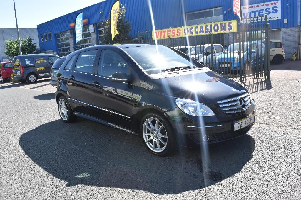 Mercedes-Benz B-Klasse 1.5 B160 5DRS 2011 Zwart AUTOMAAT, Auto's, Mercedes-Benz, 1498 cc, Zwart, 14 km/l, Bedrijf