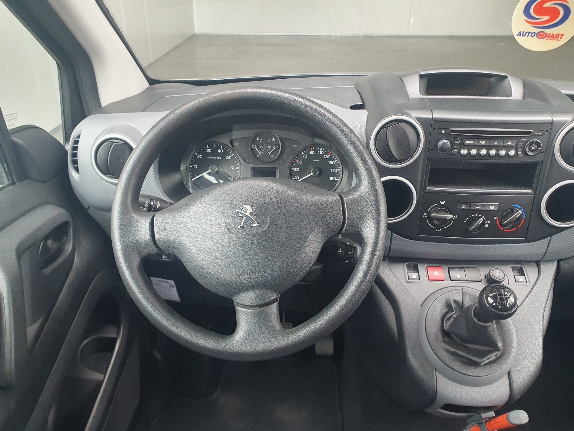 Peugeot Partner Tepee 1.6 VTi Access AIRCO/EL.PAKKET/TRHAAK, Euro 5, Gebruikt, 1295 kg, 4 cilinders