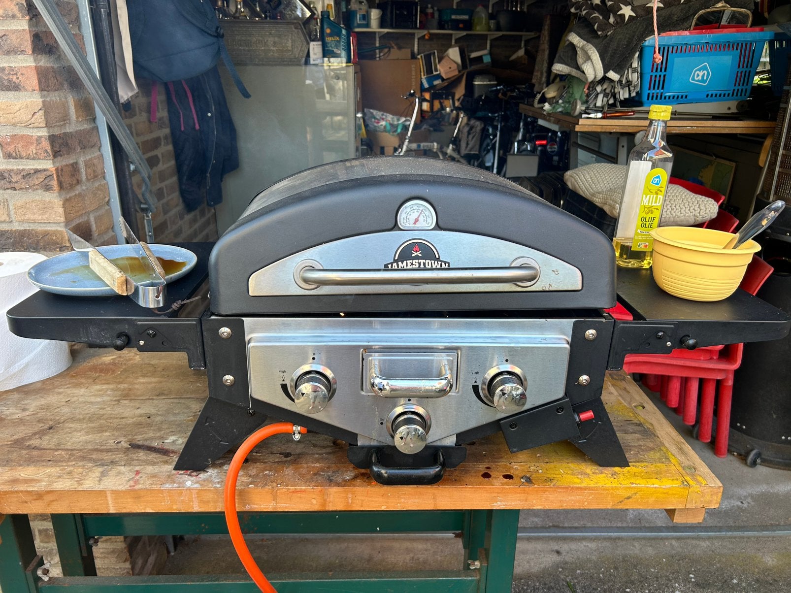 JamesTown gas bbq tafel model, Ophalen, Zo goed als nieuw