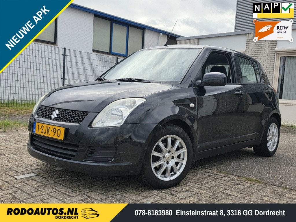 Suzuki Swift 1.3 Comfort 5-Drs Airco Nieuwe APK ✅, Auto's, 400 kg, Bedrijf, Handgeschakeld, 93 pk