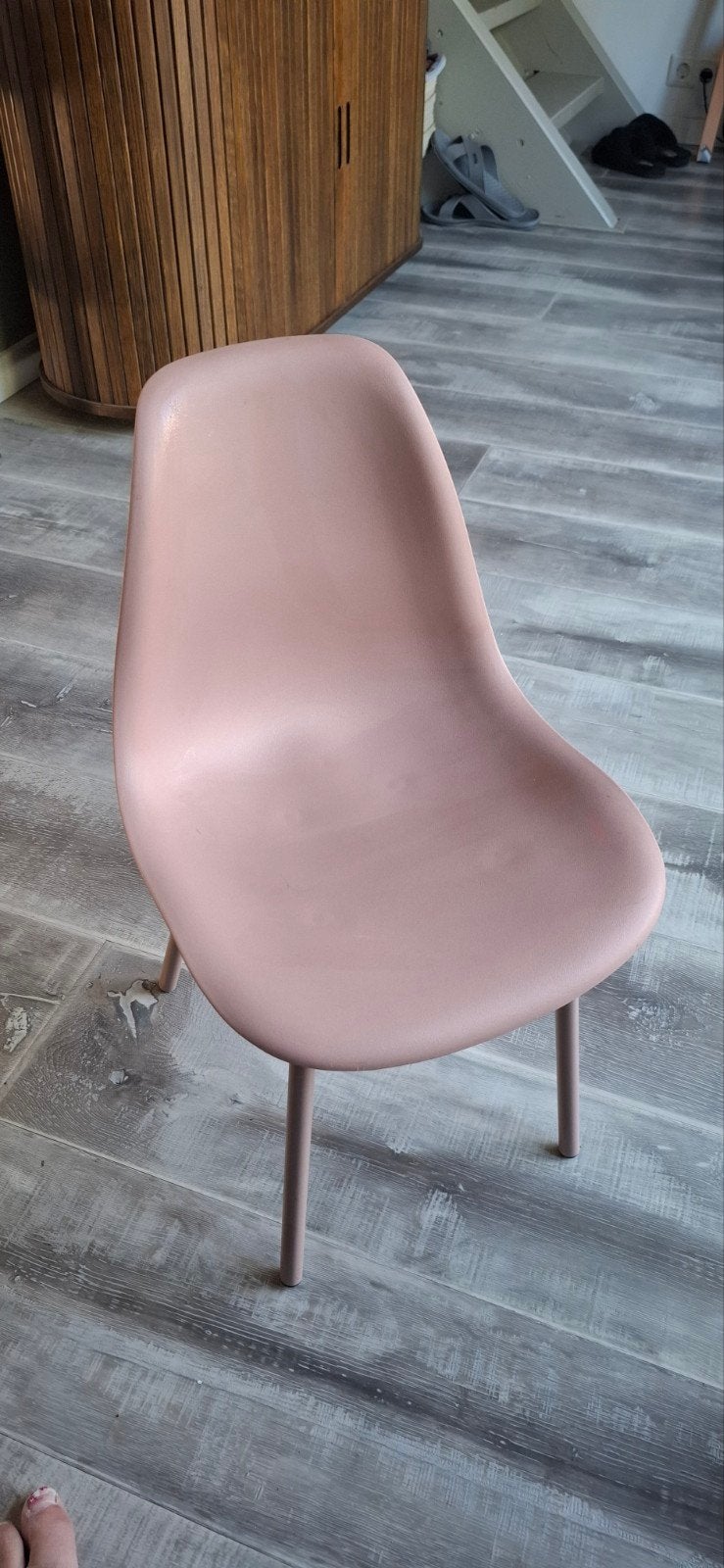 peuterstoel oud roze, Kunststof, Overige kleuren, Ophalen of Verzenden, Zo goed als nieuw