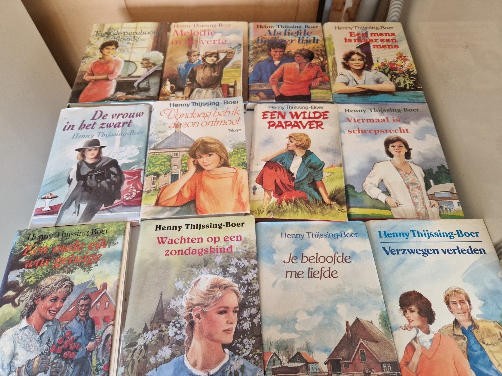 12 Romantische Romans van Henny Thijssing-Boer, Boeken, Ophalen of Verzenden, Gelezen, Henny Thijssing-Boer, Nederland