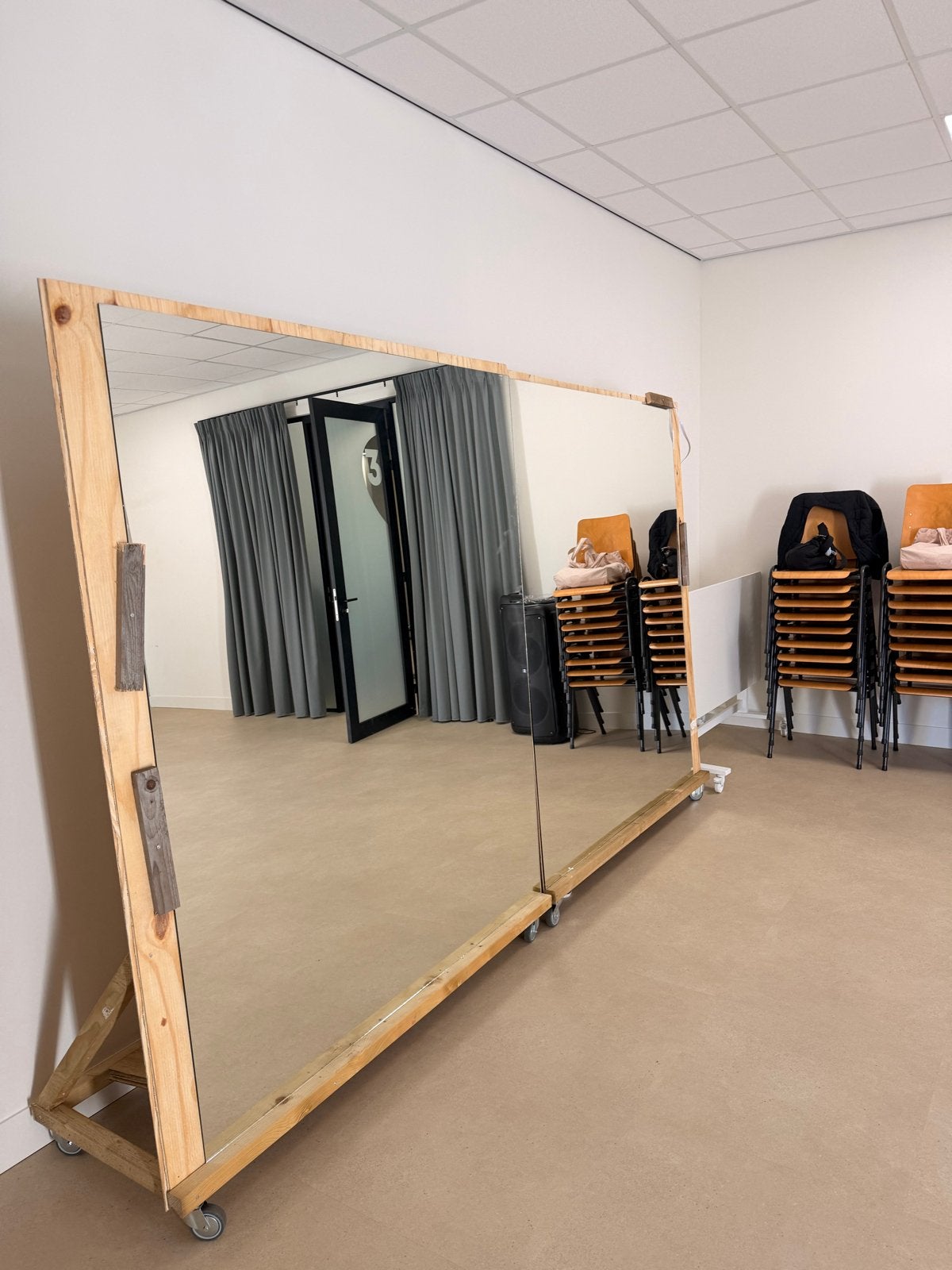 Verrijdbare dansspiegels / sportspiegels, Huis en Inrichting, Woonaccessoires | Spiegels, Ophalen, Gebruikt, 125 cm of meer, 150 tot 200 cm