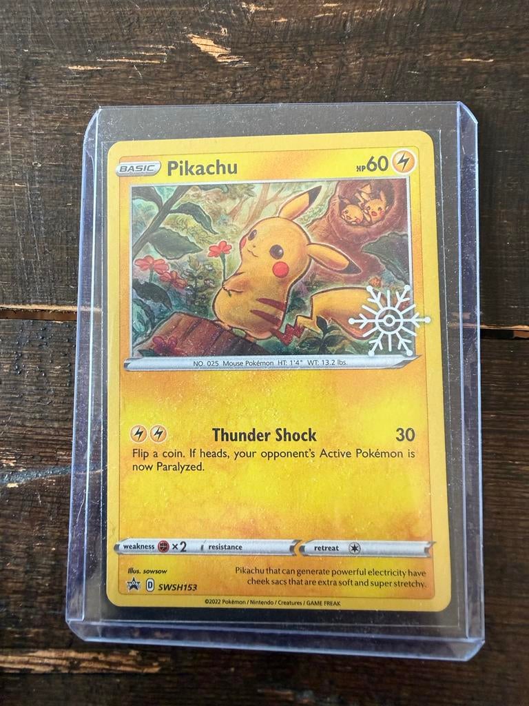 Pikachu SWSH153 Pokémon Kaart, Hobby en Vrije tijd, Verzamelkaartspellen | Pokémon, Nieuw, Losse kaart, Ophalen of Verzenden