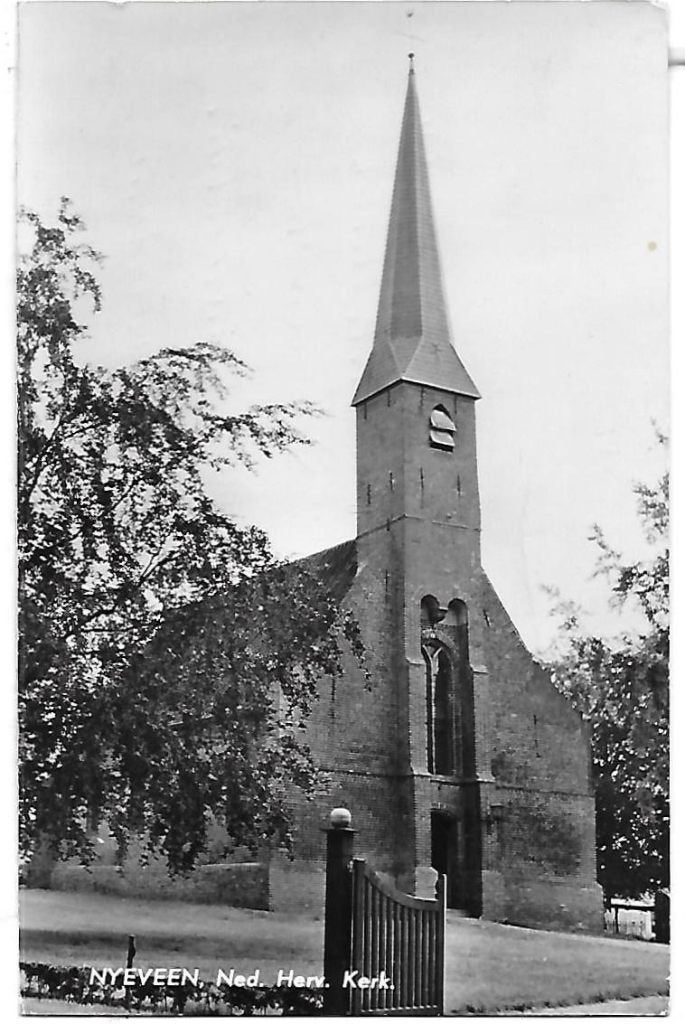 Nyeveen ned herv kerk oude gelopen ansichtkaart ( a2102), Ophalen of Verzenden, 1980 tot heden, Gelopen