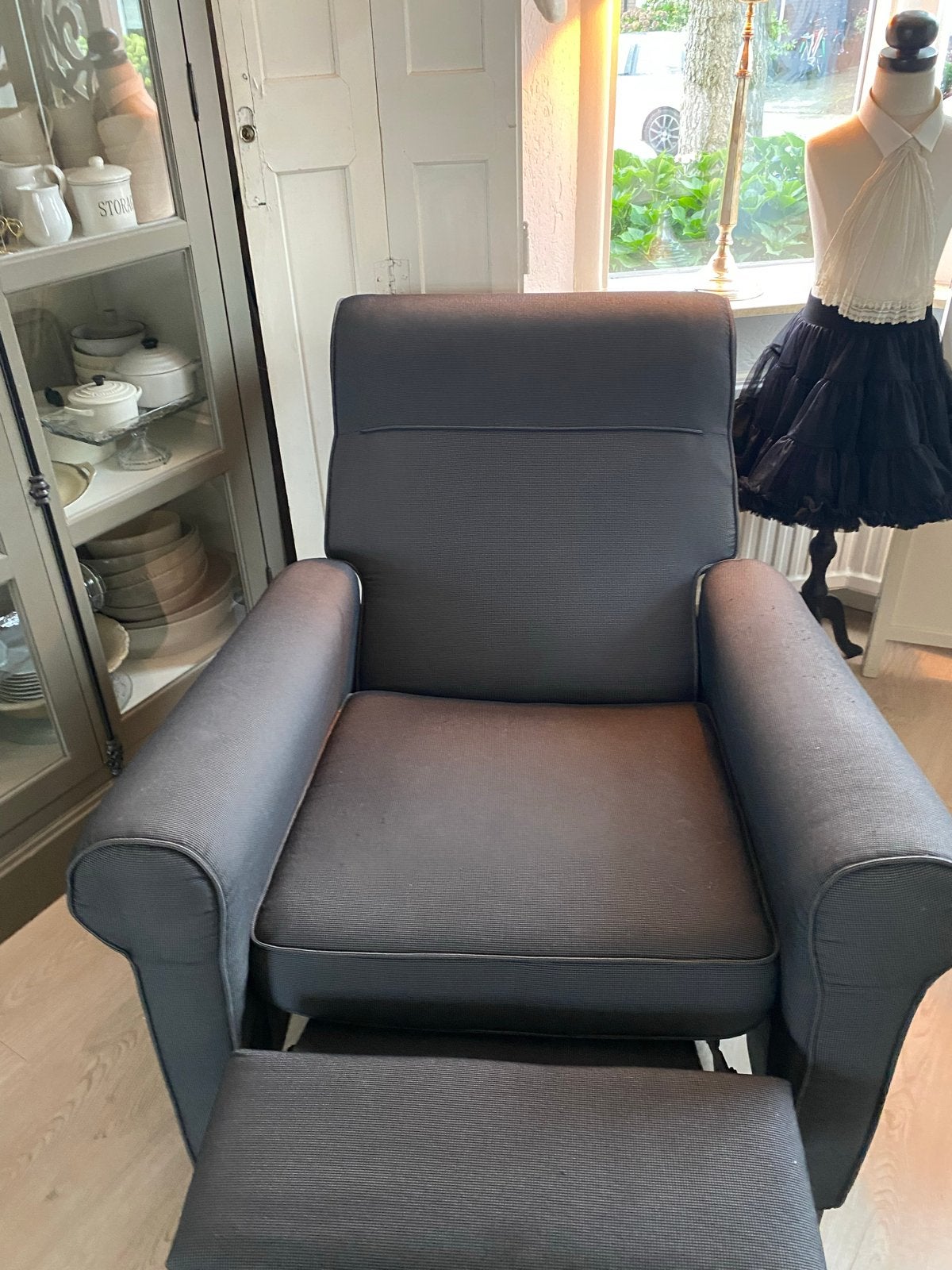 Comfortabele fauteuil met voetenbank - lichte schade, Huis en Inrichting, Ophalen, Gebruikt, Stof