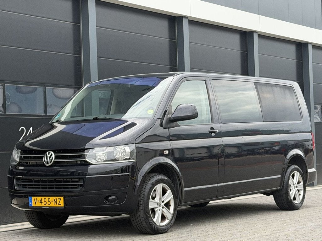 Volkswagen Transporter Caravelle 2.0 TDI L2-H1 DC 6 PERS, Auto's, Volkswagen, Zwart, Bedrijf, Te koop