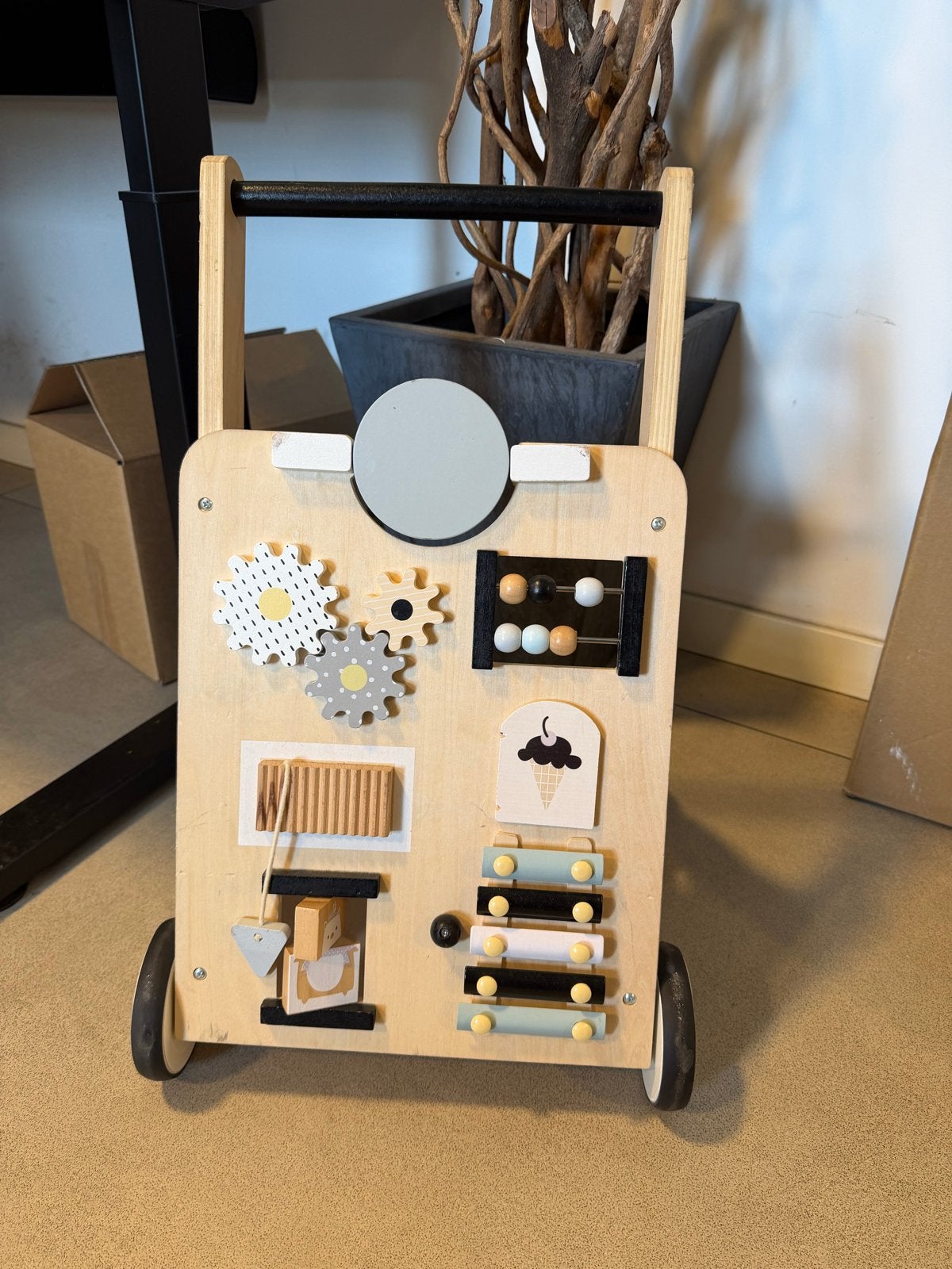 Loopwagen Petit Amelie - Houten Baby Walker met Activiteiten, Ophalen, Zo goed als nieuw, Overige typen, Met wieltjes