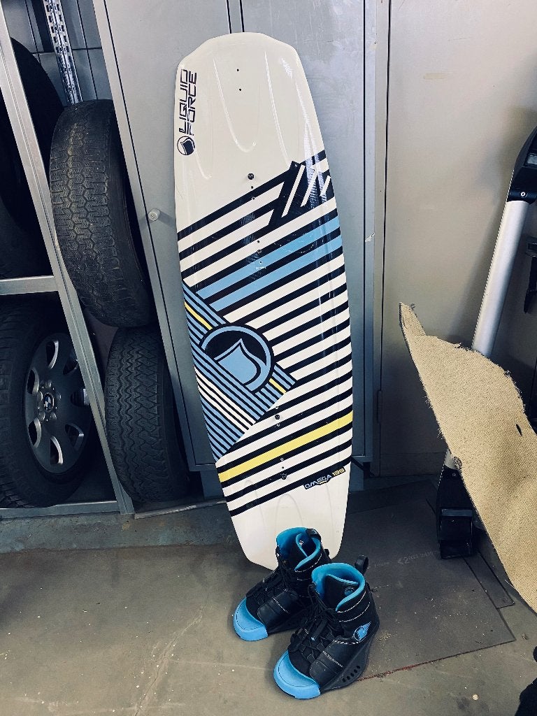 Wakeboard Liquid Force, Watersport en Boten, Ophalen, Zo goed als nieuw, Overige typen