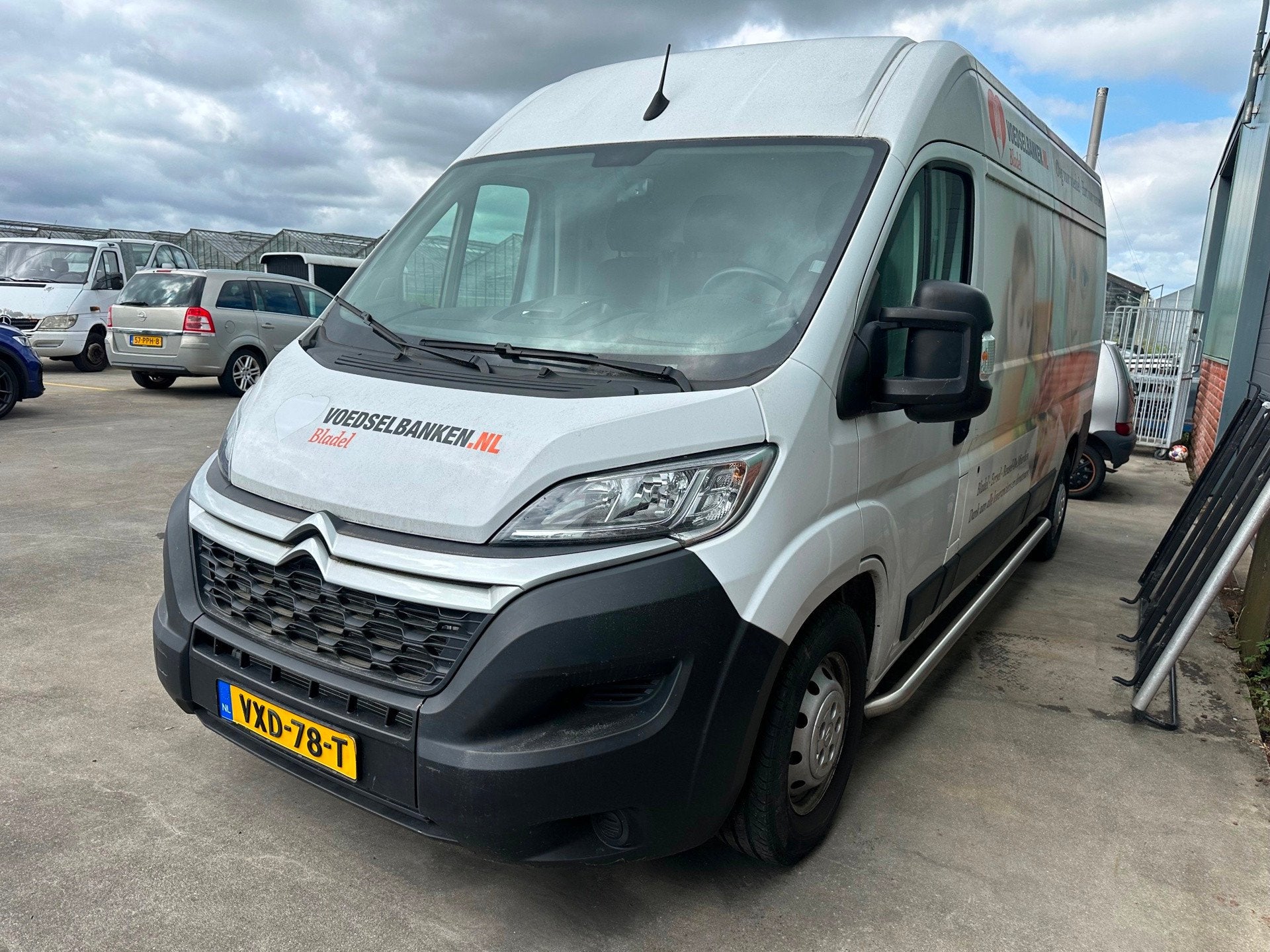 Citroen Ë-Jumper 435 L3H2 Club 70 kWh|nap|marge|lees tekst, Auto's, Dealer onderhouden, Zwart, Citroën, Origineel Nederlands