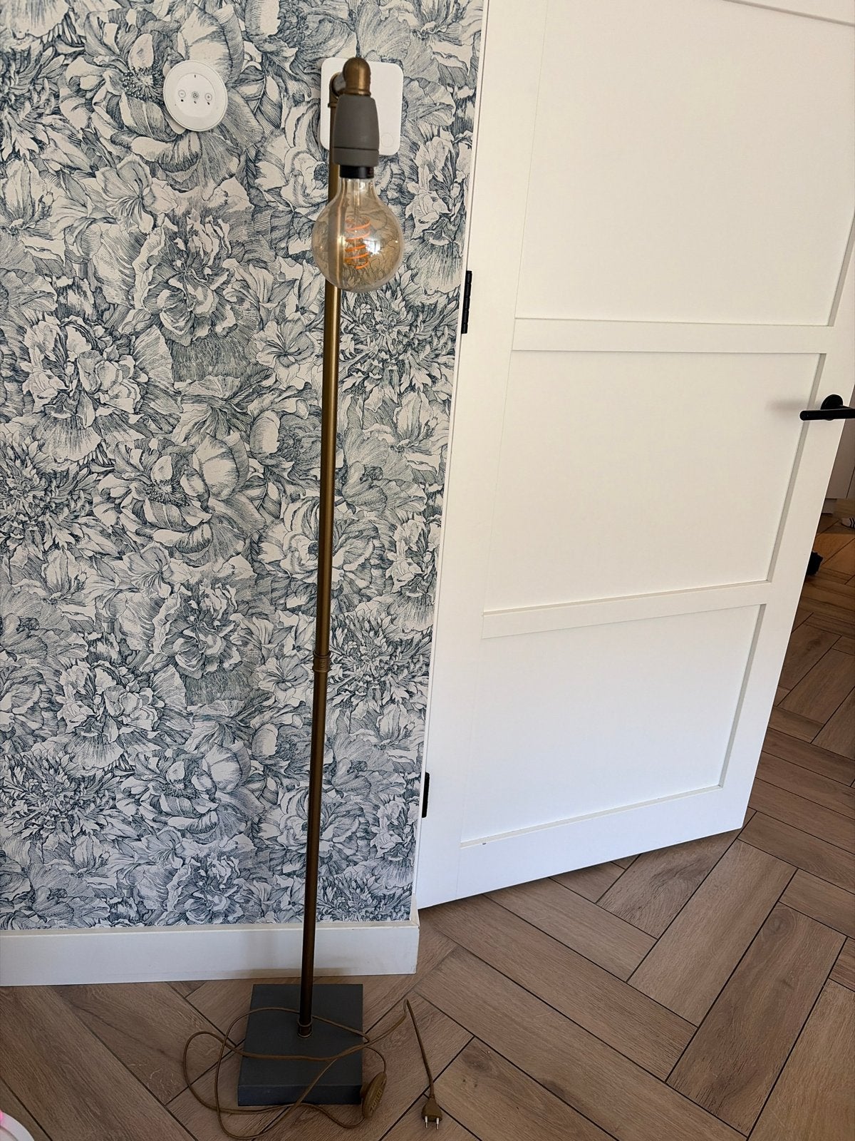 Industriële staande lamp met Edison gloeilamp, Ophalen, Gebruikt, E27 (groot), Metaal