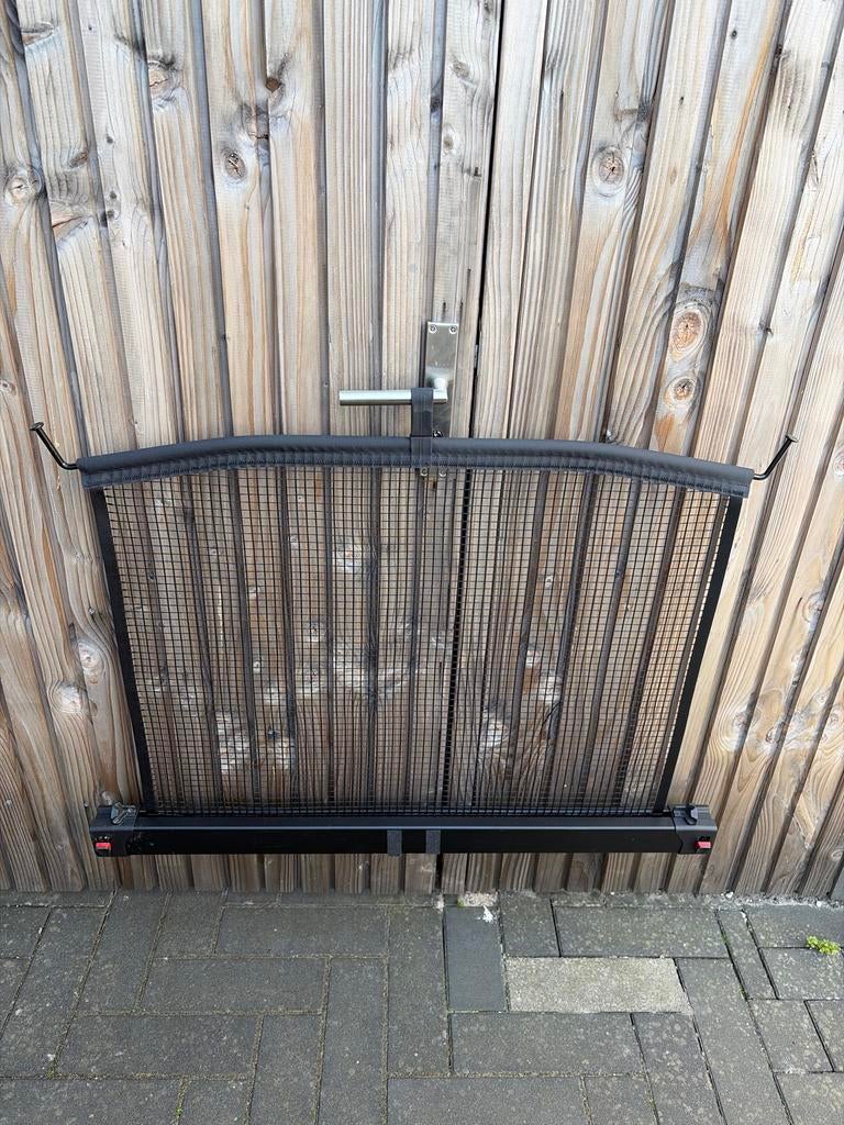 BMW 3 seeie kofferbak net voor hondenrek, Auto diversen, Auto-accessoires, Ophalen of Verzenden, Gebruikt
