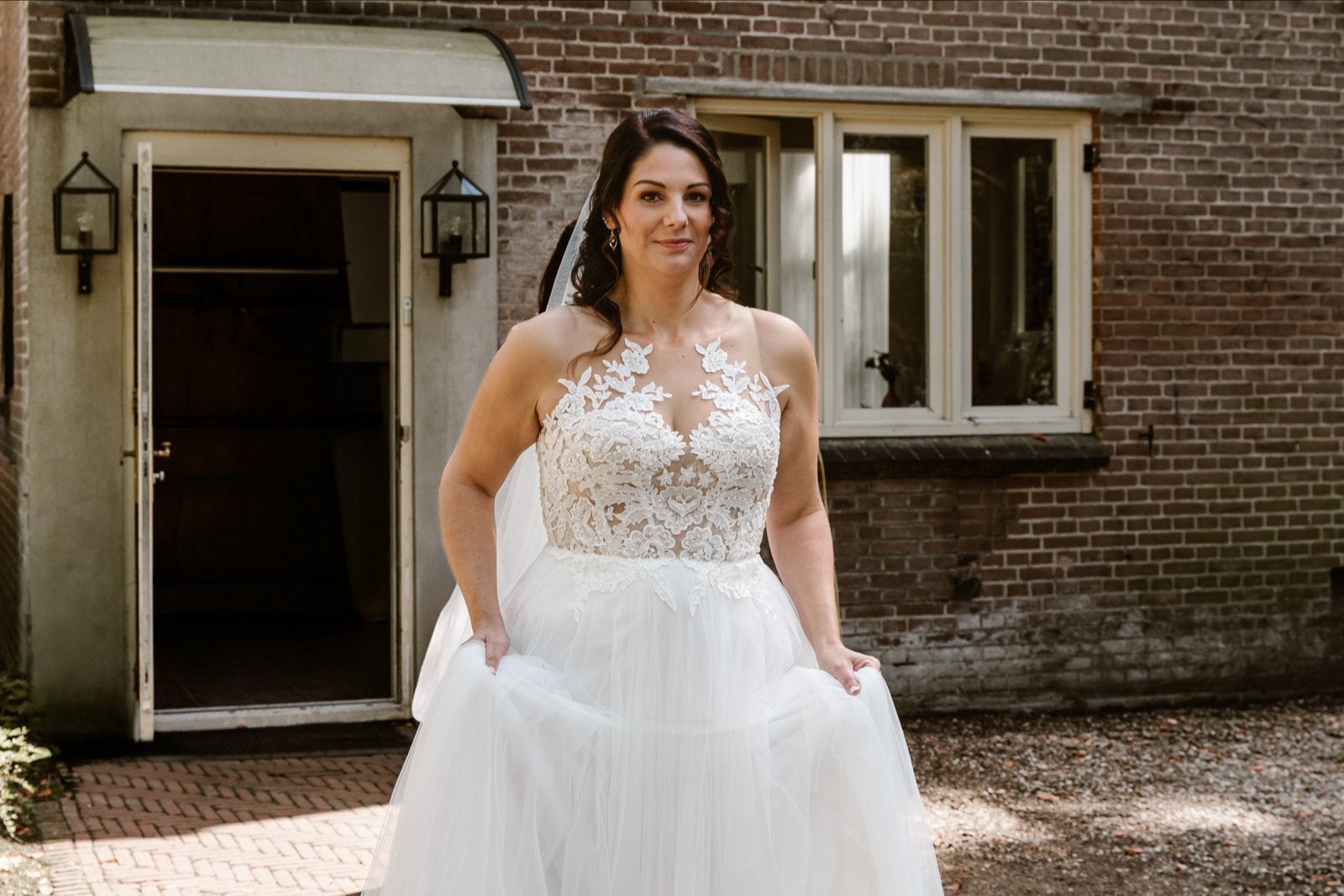 Trouwjurk M/L – kanten tattoo-lijfje en tule rok, Ophalen of Verzenden, Zo goed als nieuw, Wit, Trouwjurk