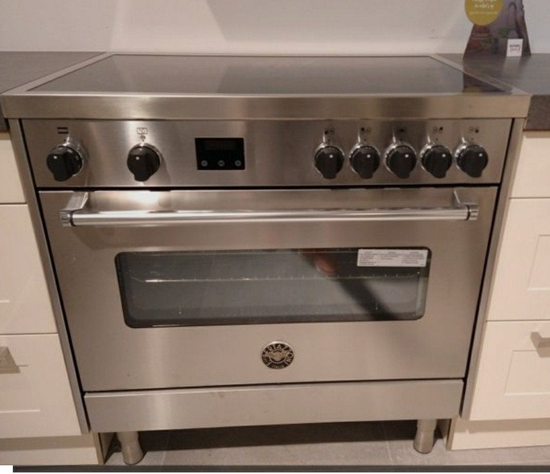 Inductiefornuis Bertazonni 90cm breedte, Witgoed en Apparatuur, Fornuizen, Ophalen, 60 cm of meer, Zo goed als nieuw, Inductie