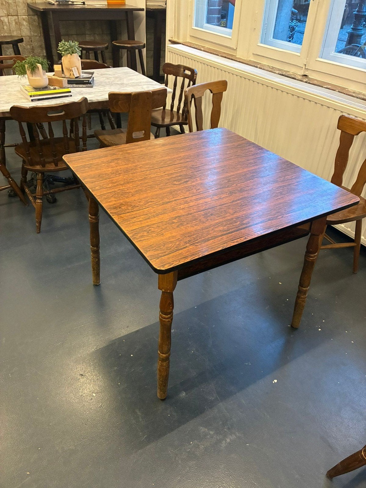 Cafe Tafel GRATIS, Ophalen