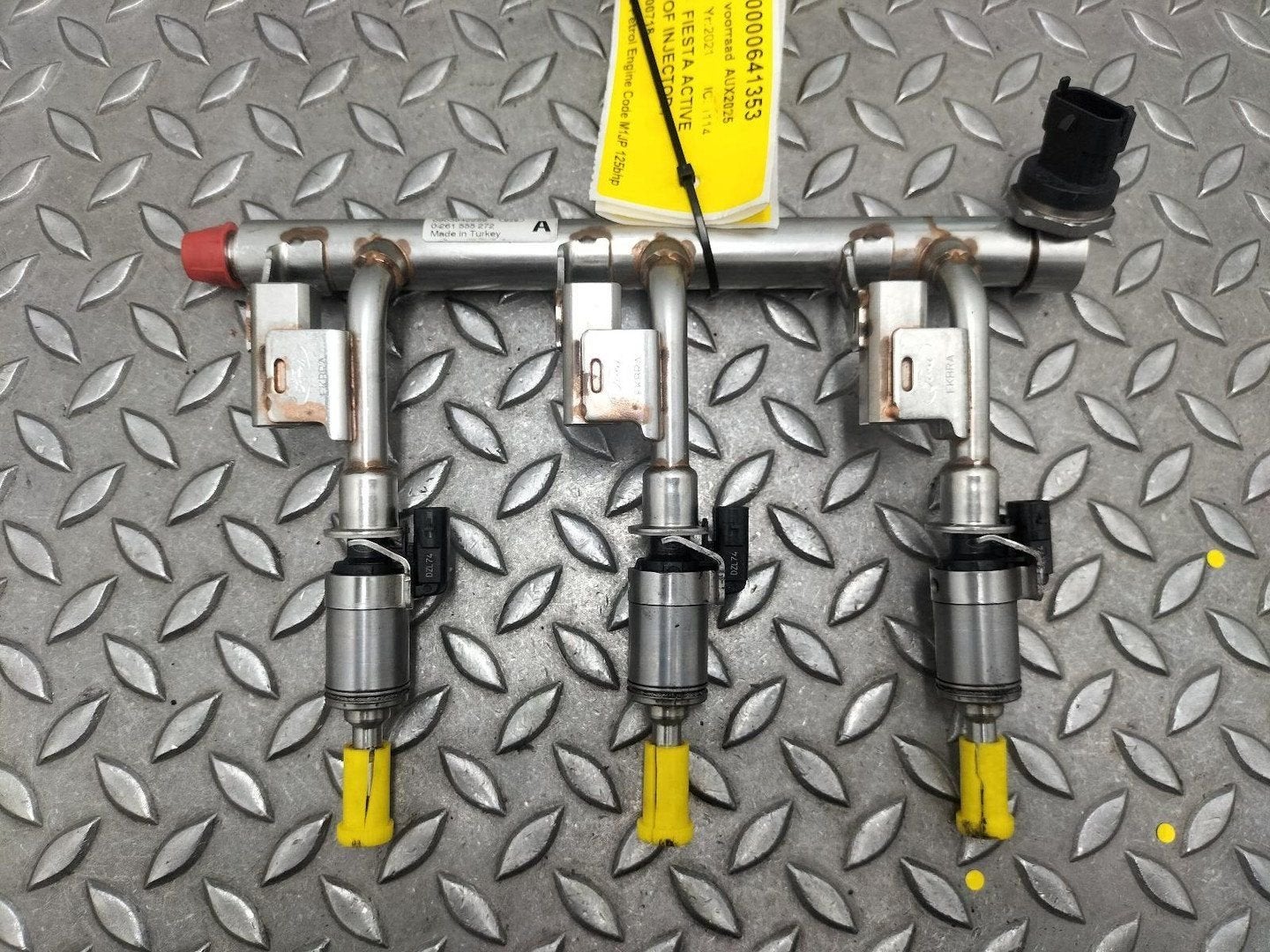 FORD FIESTA ACTIVE BRANDSTOF INJECTOR / VERSTUIVER 2021, Auto-onderdelen, Ophalen of Verzenden, Gebruikt, Stiba lid