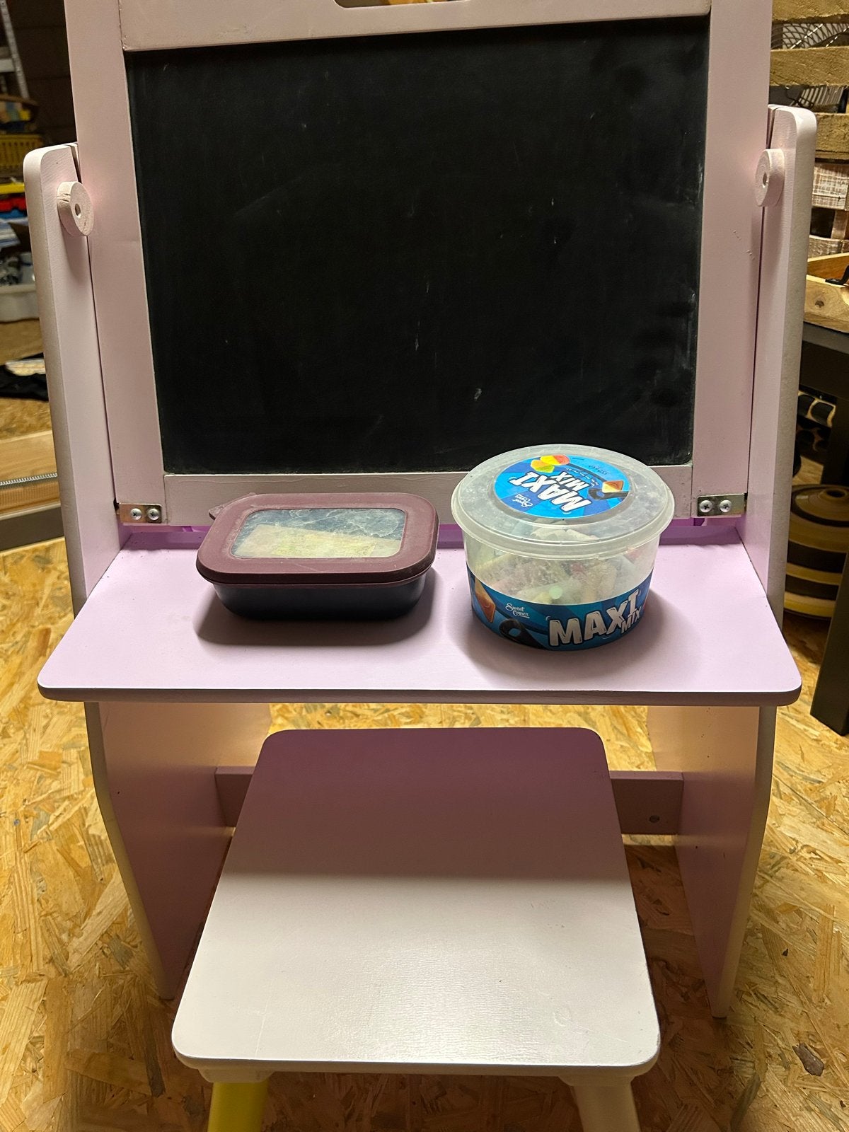 Schoolbord met magnetisch whiteboard en krukje, Kinderen en Baby's, Ophalen, Zo goed als nieuw, Knutselen
