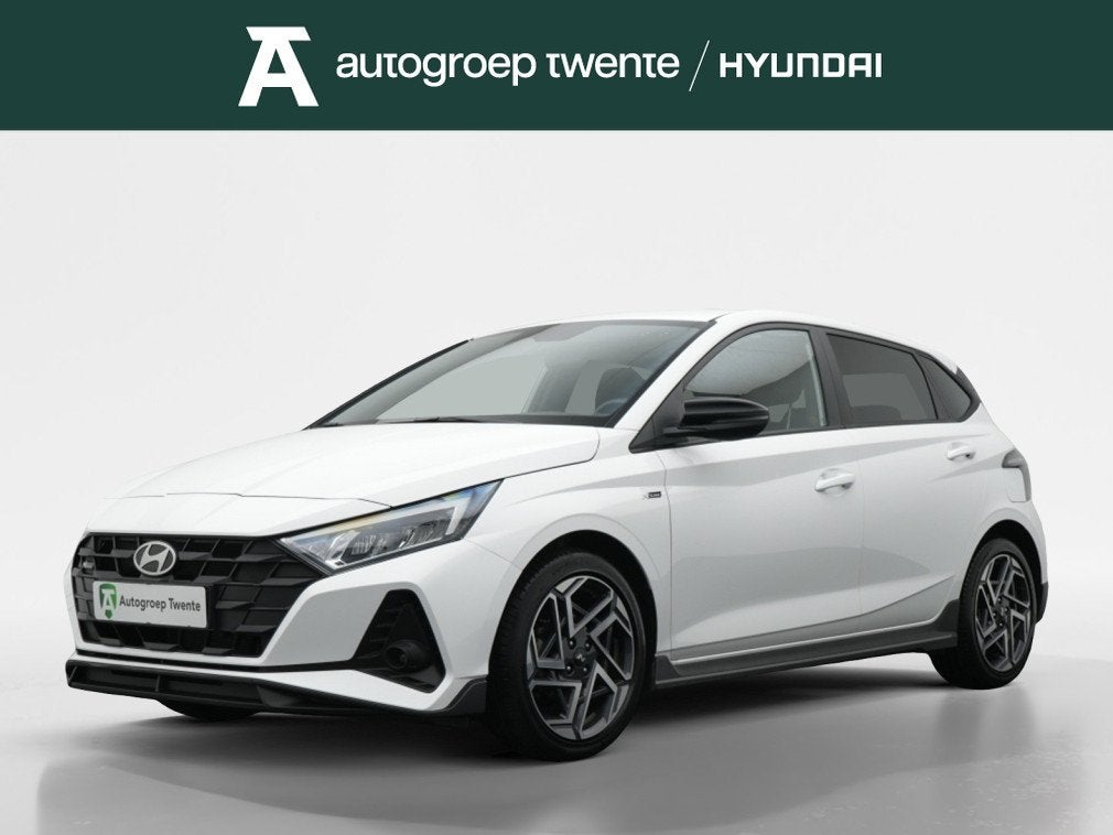 Hyundai i20 1.2 N Line | Navigatie | Private lease 429 p.m., Auto's, Hyundai, 12 maanden, Gebruikt, Zwart, 4 cilinders