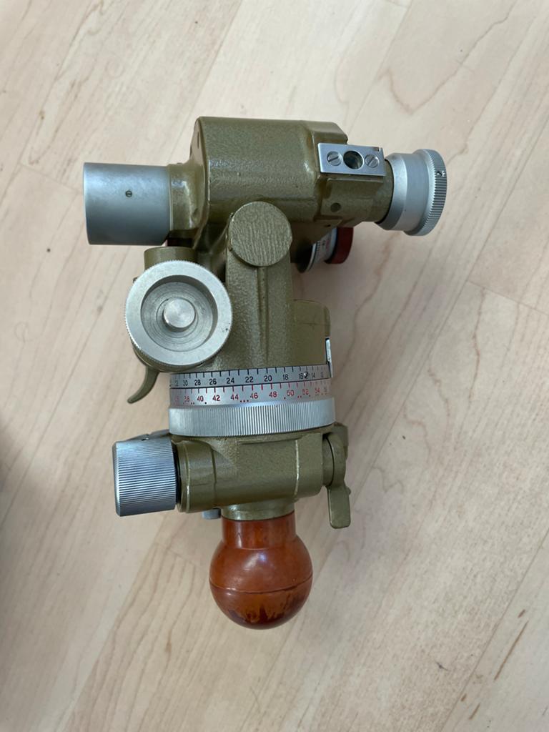 Vintage Theodoliet PAB-2M met koffer - Militair meetinstrume, Ophalen, Gebruikt